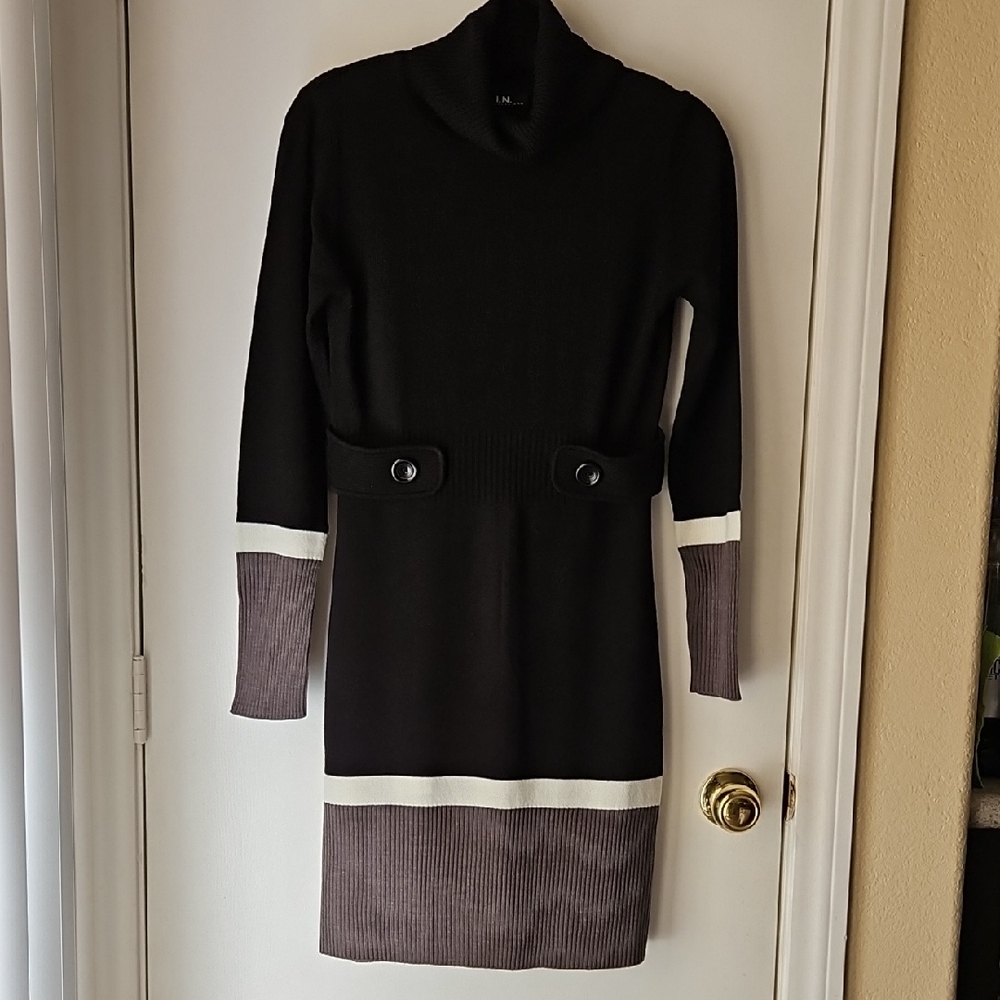 I.N. San Francisco Black and Gray Long Sleeve Dress